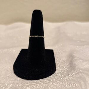 Sleek Silver Band Ring size 4
